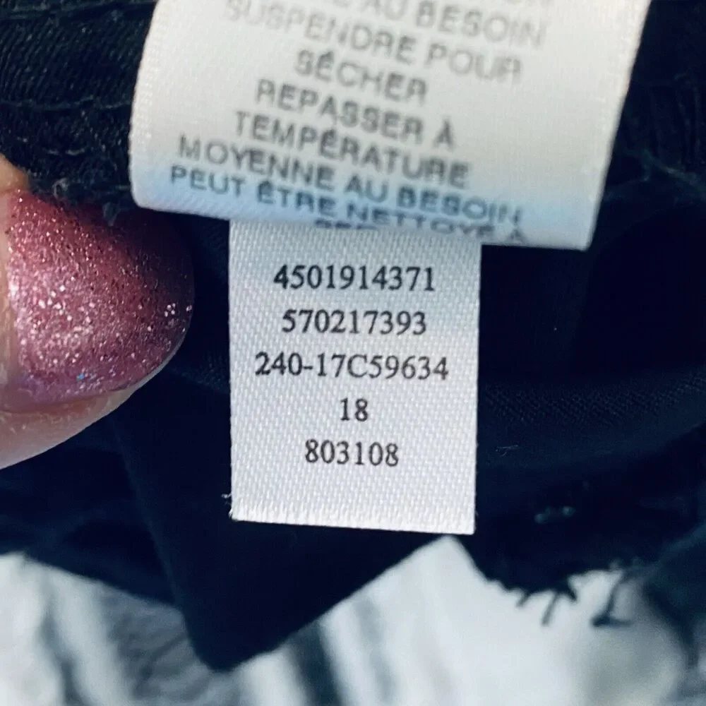 Chicos excellent preowned